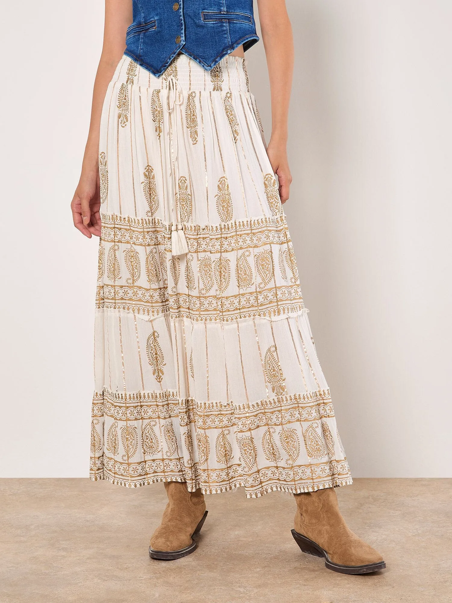Apricot Women's Gold Foil Paisley Tiered Maxi Skirt - Cream