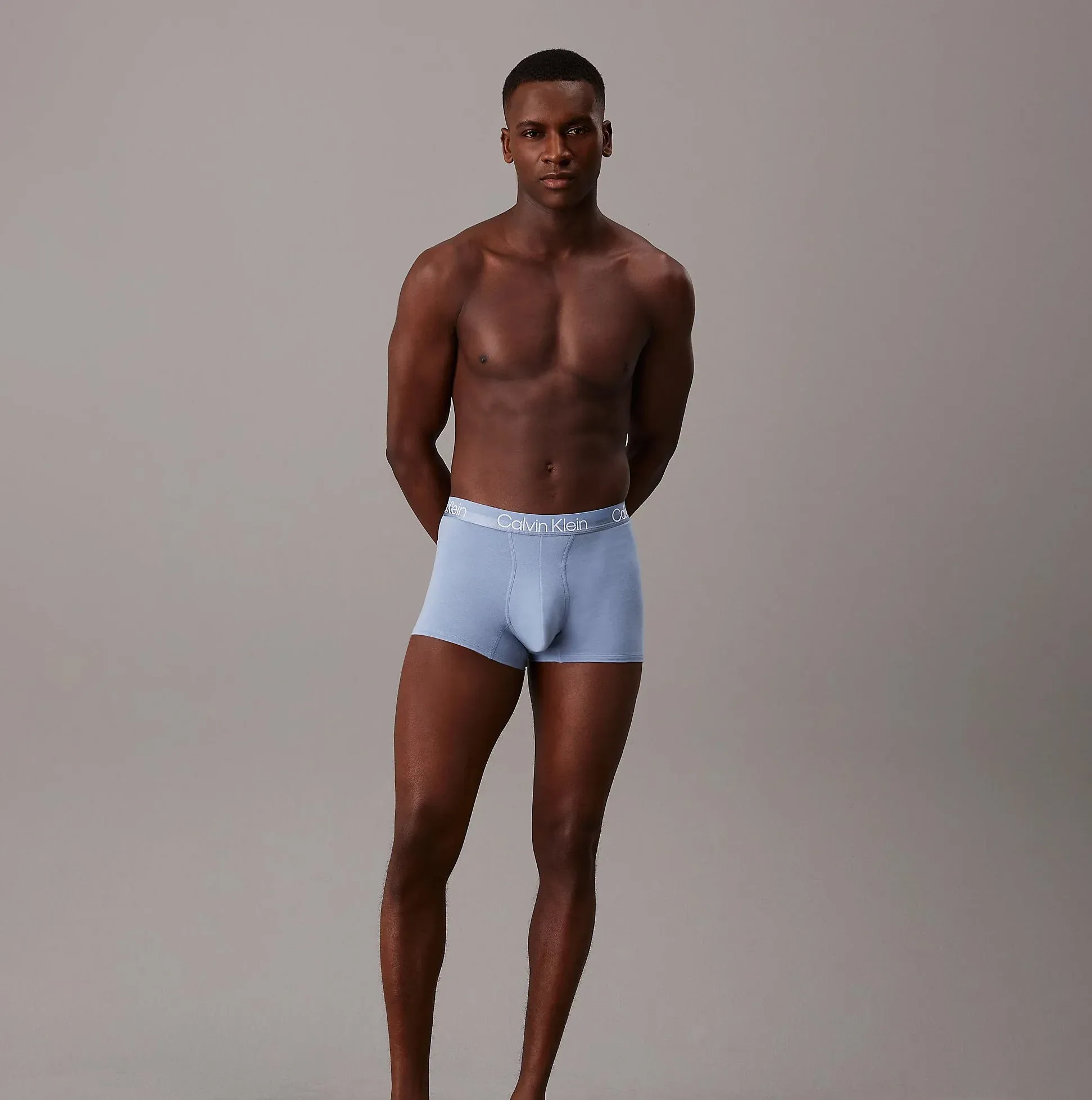 Calvin Klein Mens 3 Pack Trunks Modern Structure