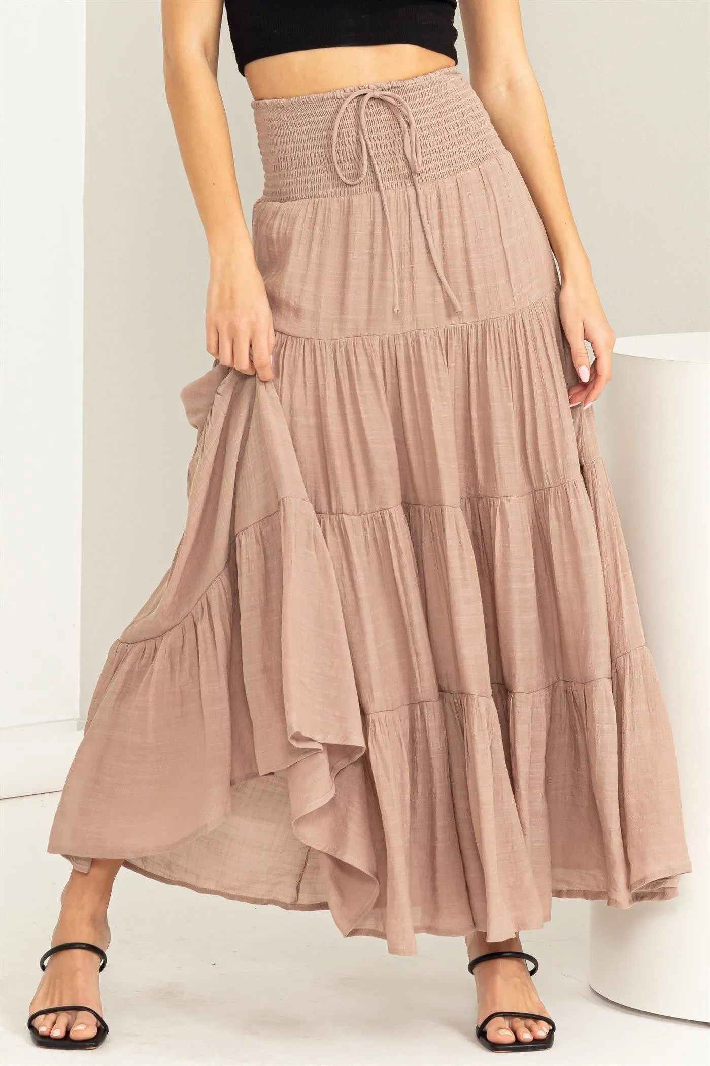 HIGH-WAISTED TIERED SKIRT