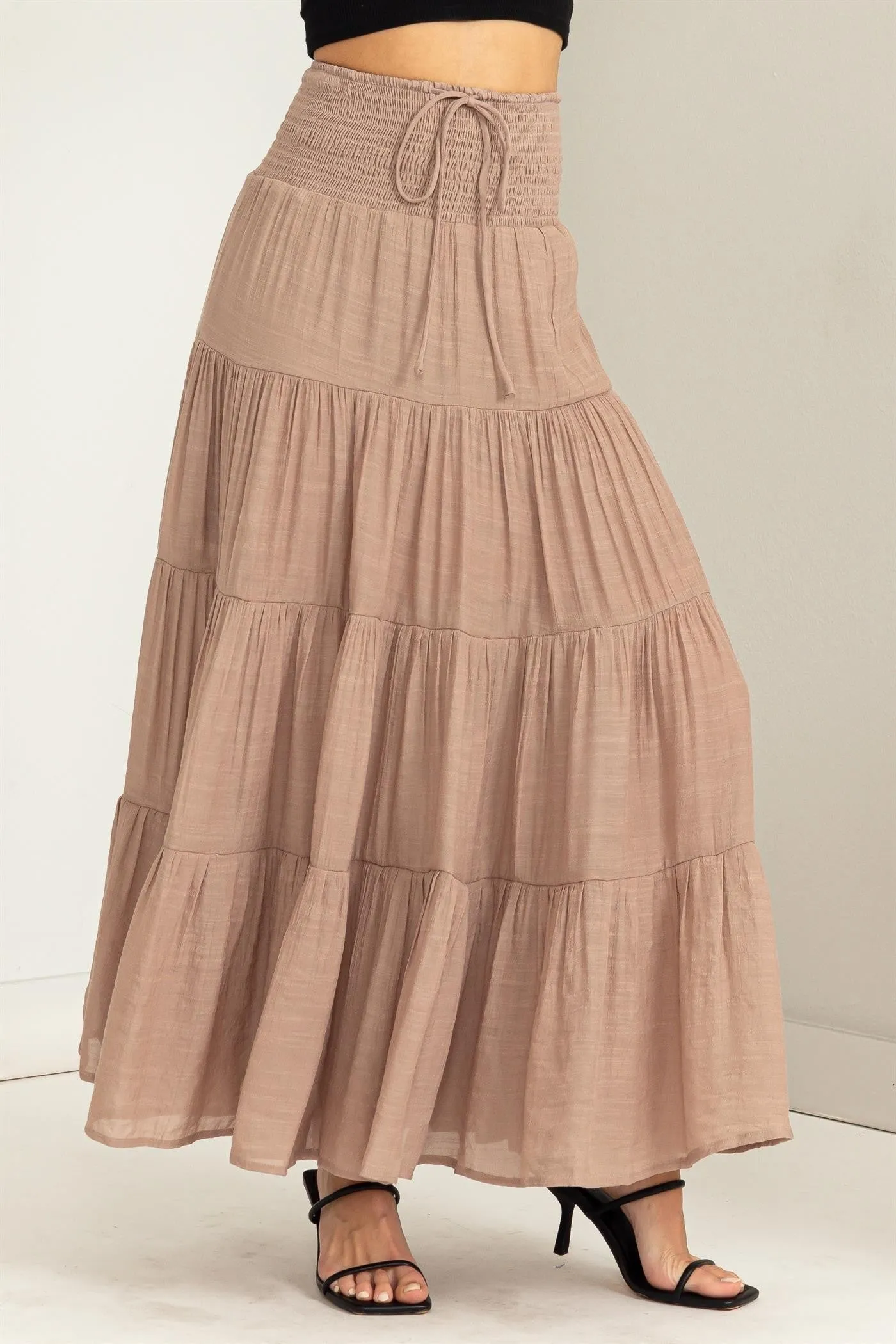 HIGH-WAISTED TIERED SKIRT