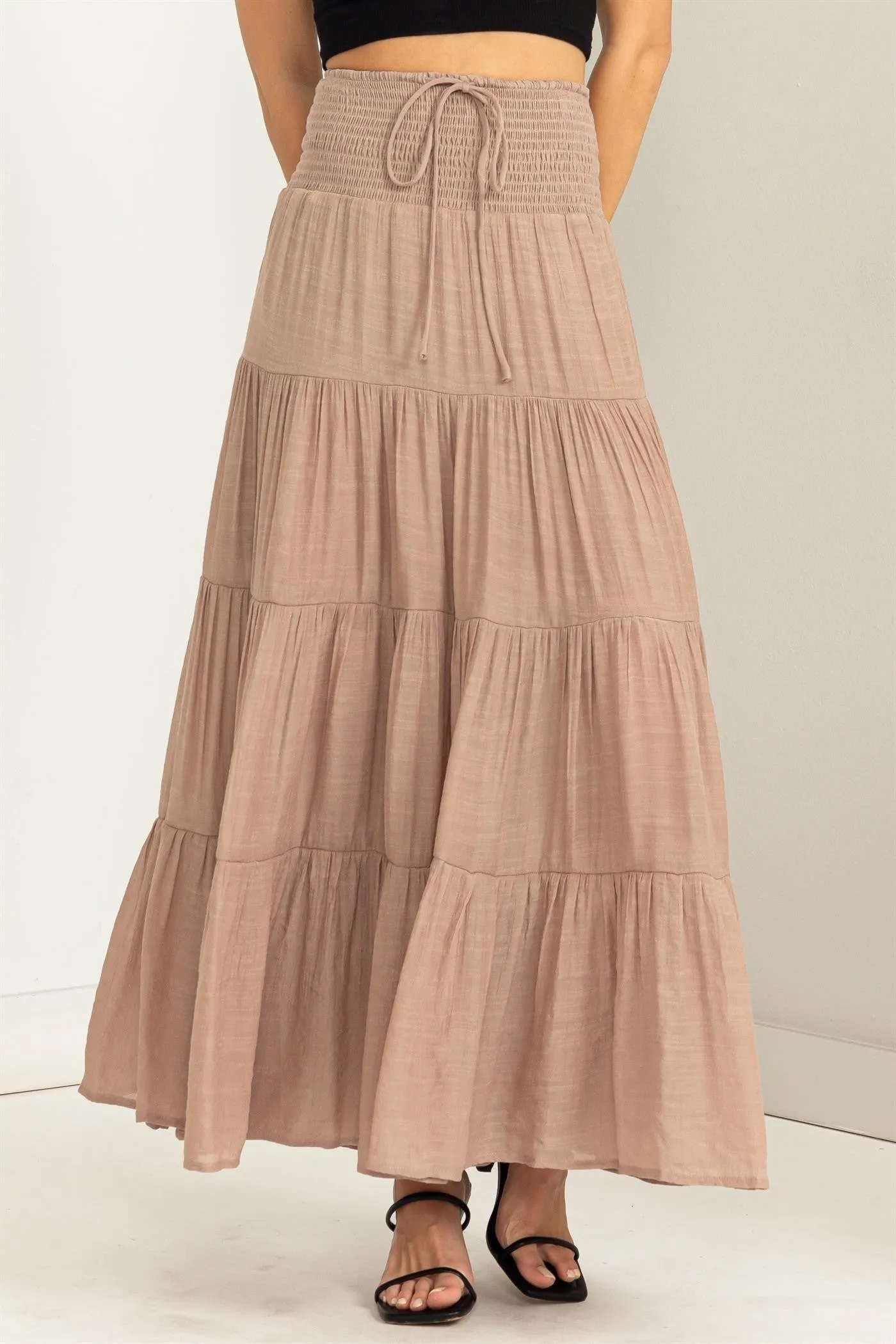 HIGH-WAISTED TIERED SKIRT