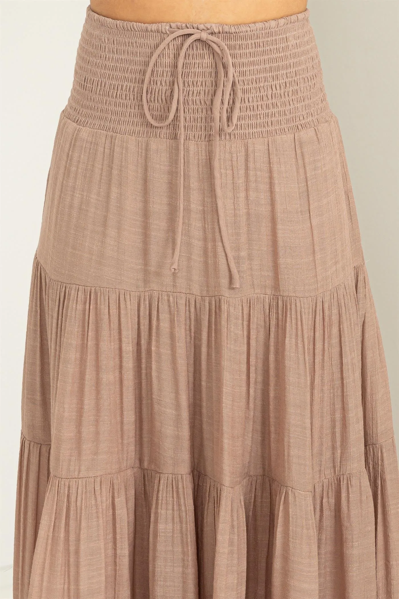 HIGH-WAISTED TIERED SKIRT