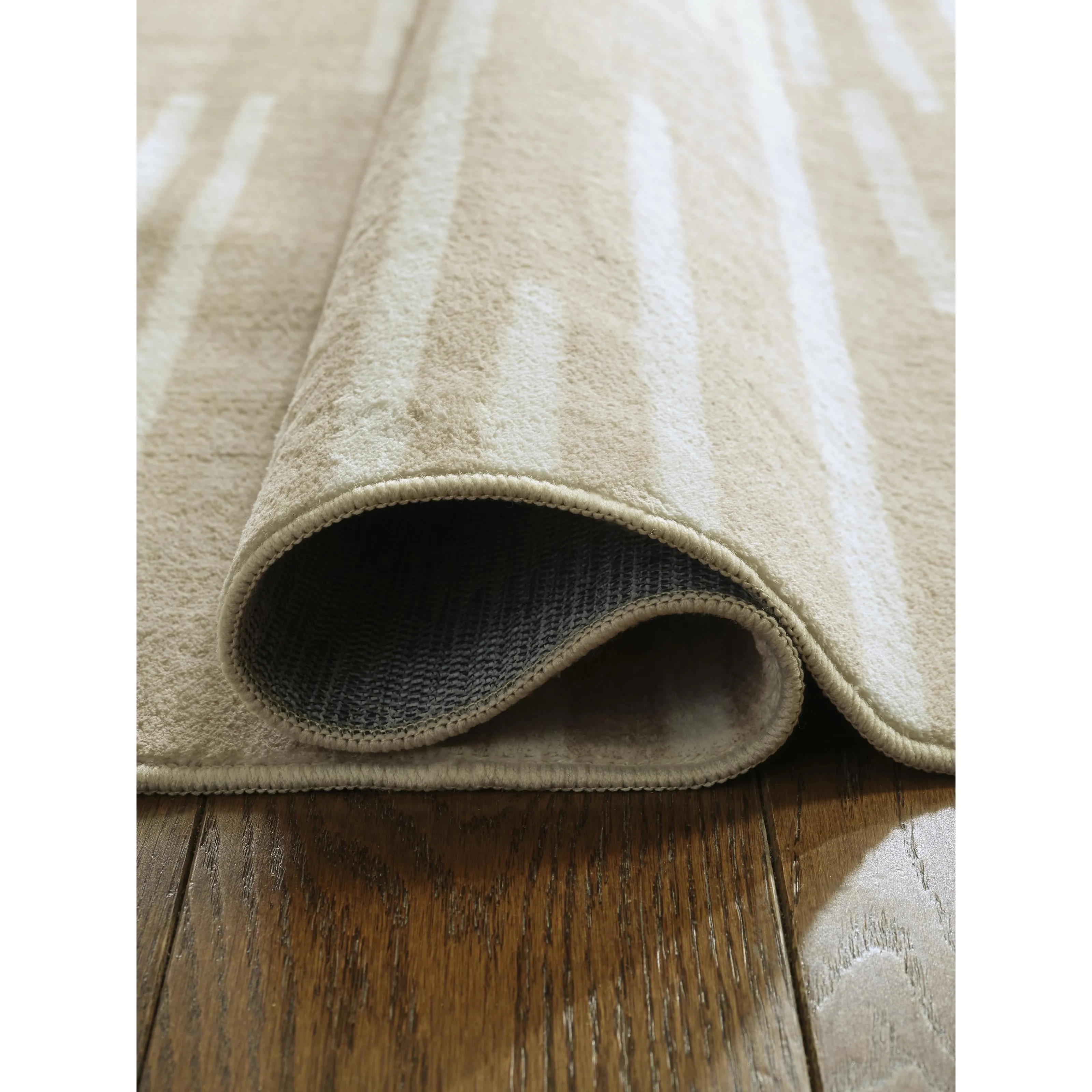 Signature Design by Ashley Ardenville R406212 Medium Rug