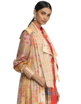 Sleevless Trench Coat- Beige