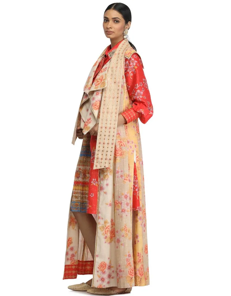 Sleevless Trench Coat- Beige