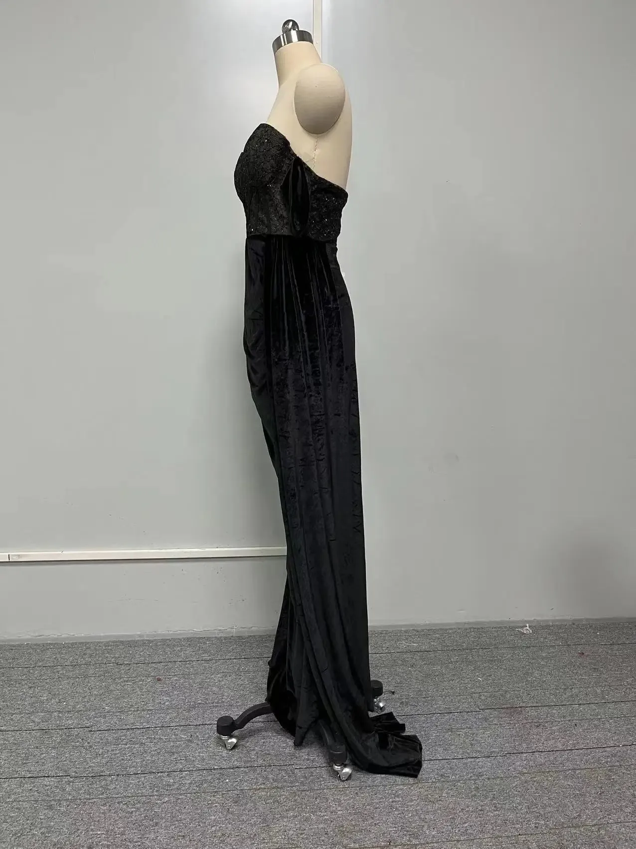 Trendy Black Rhinestone Embedded Lace Mermaid  Dress