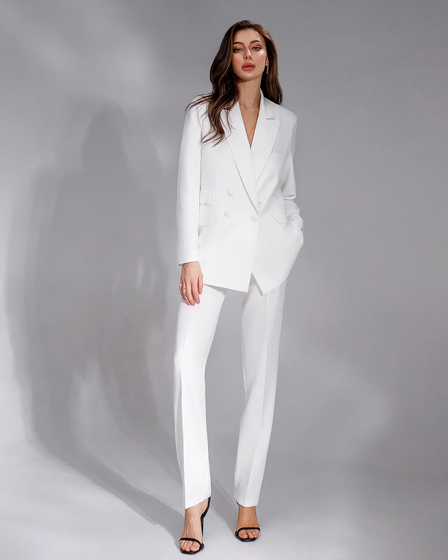 White Double-Breasted Suit 2-Piece